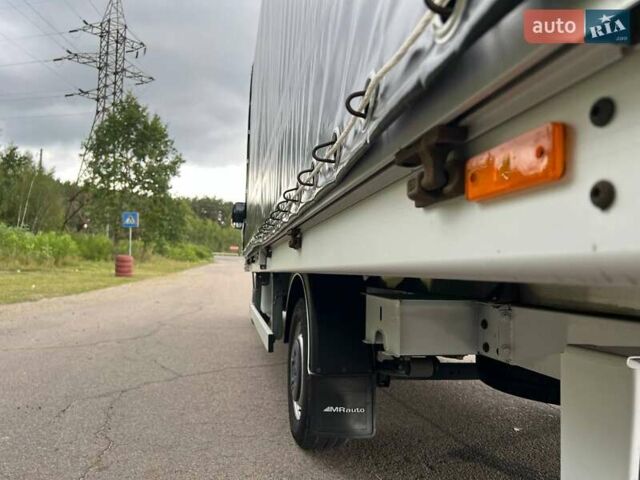 Белый Рено Мастер, объемом двигателя 2.3 л и пробегом 280 тыс. км за 21999 $, фото 65 на Automoto.ua
