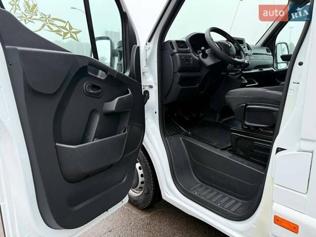 Білий Рено Мастєр, об'ємом двигуна 2.3 л та пробігом 315 тис. км за 22500 $, фото 64 на Automoto.ua