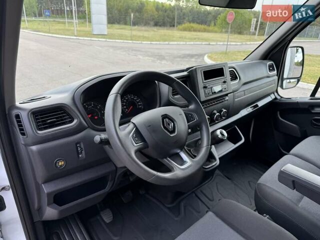 Белый Рено Мастер, объемом двигателя 2.3 л и пробегом 283 тыс. км за 21999 $, фото 34 на Automoto.ua