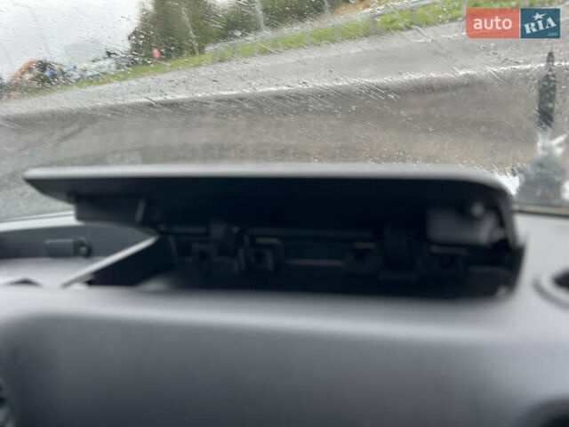 Білий Рено Мастєр, об'ємом двигуна 2.3 л та пробігом 171 тис. км за 20800 $, фото 39 на Automoto.ua