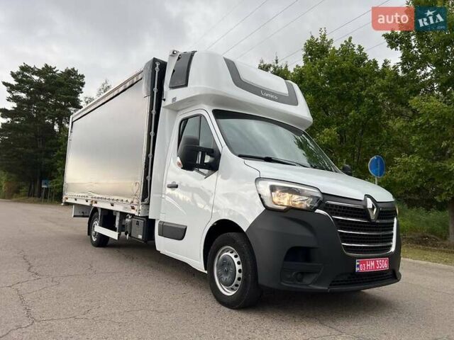 Белый Рено Мастер, объемом двигателя 2.3 л и пробегом 280 тыс. км за 21999 $, фото 2 на Automoto.ua