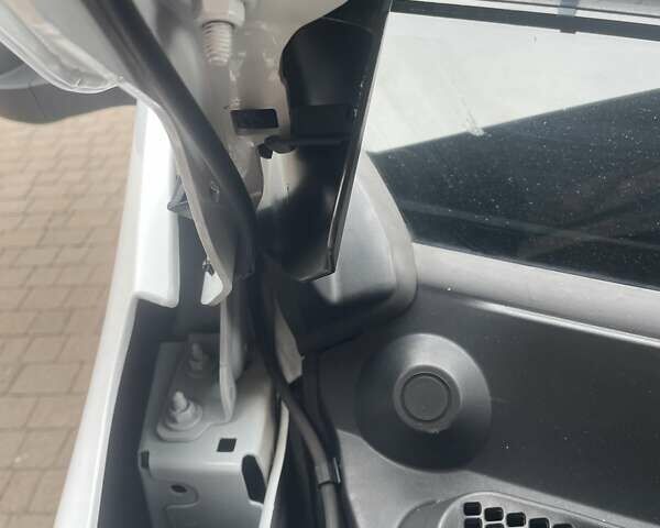 Білий Рено Мастєр, об'ємом двигуна 2.3 л та пробігом 259 тис. км за 20700 $, фото 52 на Automoto.ua