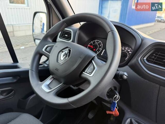 Белый Рено Мастер, объемом двигателя 2.3 л и пробегом 281 тыс. км за 21500 $, фото 76 на Automoto.ua