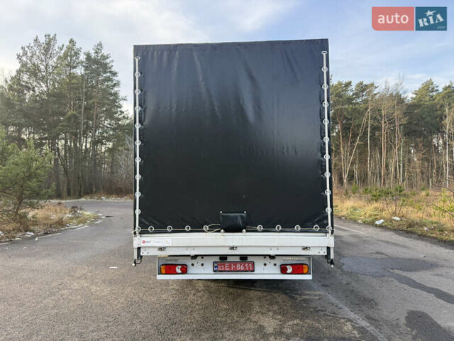 Белый Рено Мастер, объемом двигателя 2.3 л и пробегом 320 тыс. км за 19900 $, фото 6 на Automoto.ua