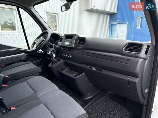 Білий Рено Мастєр, об'ємом двигуна 2.3 л та пробігом 305 тис. км за 21500 $, фото 66 на Automoto.ua