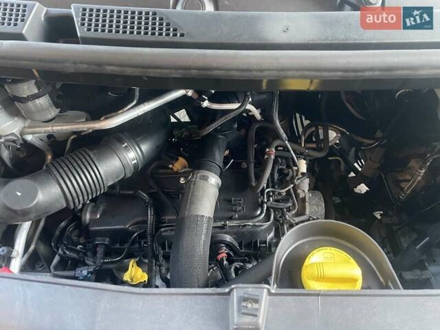 Білий Рено Мастєр, об'ємом двигуна 2.3 л та пробігом 259 тис. км за 20700 $, фото 42 на Automoto.ua