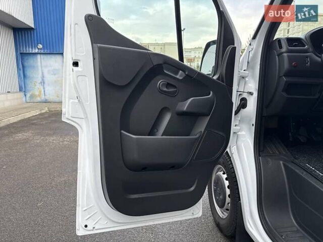 Білий Рено Мастєр, об'ємом двигуна 2.3 л та пробігом 305 тис. км за 21500 $, фото 49 на Automoto.ua
