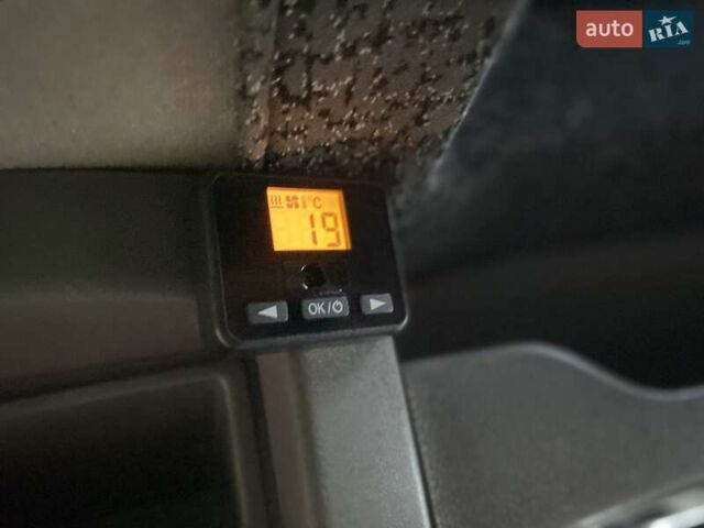 Білий Рено Мастєр, об'ємом двигуна 2.3 л та пробігом 261 тис. км за 18330 $, фото 27 на Automoto.ua