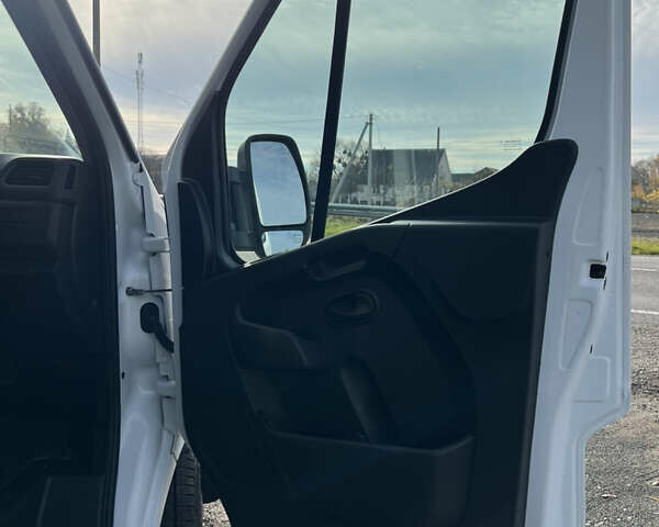 Білий Рено Мастєр, об'ємом двигуна 2.3 л та пробігом 168 тис. км за 21500 $, фото 39 на Automoto.ua