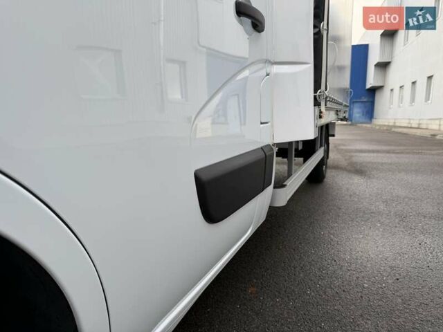 Білий Рено Мастєр, об'ємом двигуна 2.3 л та пробігом 305 тис. км за 21500 $, фото 6 на Automoto.ua
