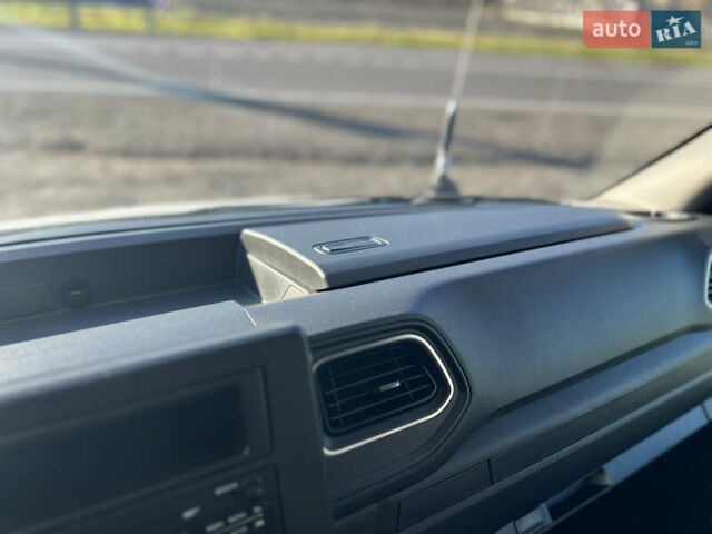 Белый Рено Мастер, объемом двигателя 2.3 л и пробегом 170 тыс. км за 19900 $, фото 41 на Automoto.ua