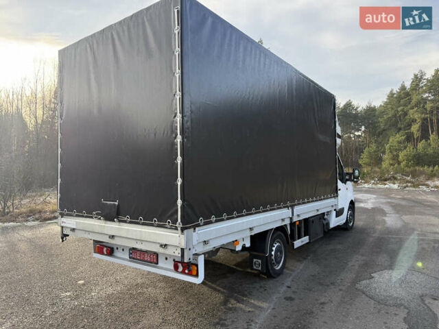 Белый Рено Мастер, объемом двигателя 2.3 л и пробегом 320 тыс. км за 19900 $, фото 5 на Automoto.ua