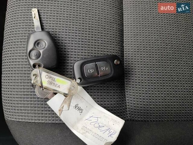 Білий Рено Мастєр, об'ємом двигуна 2.3 л та пробігом 303 тис. км за 20499 $, фото 31 на Automoto.ua