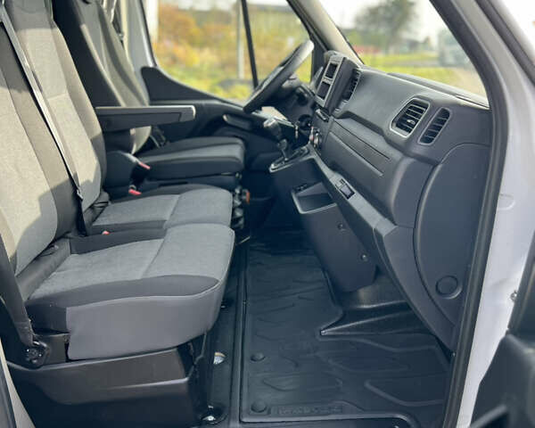 Білий Рено Мастєр, об'ємом двигуна 2.3 л та пробігом 168 тис. км за 21500 $, фото 31 на Automoto.ua