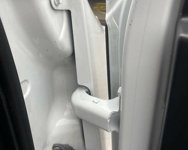 Рено Мастєр 2022 у Ковель на Automoto.ua Білий Рено Мастєр, об'ємом двигуна 2.3 л та пробігом 260 тис. км за 20300 $, фото 51 на Automoto.ua