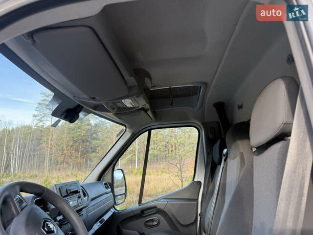 Белый Рено Мастер, объемом двигателя 2.3 л и пробегом 320 тыс. км за 19900 $, фото 10 на Automoto.ua