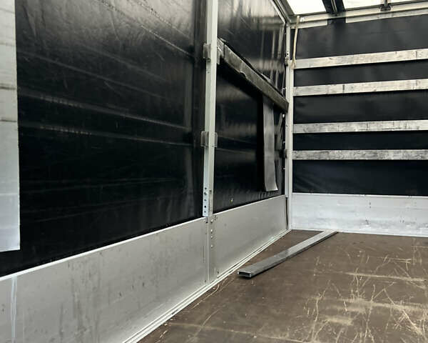 Белый Рено Мастер, объемом двигателя 2.3 л и пробегом 210 тыс. км за 22500 $, фото 45 на Automoto.ua