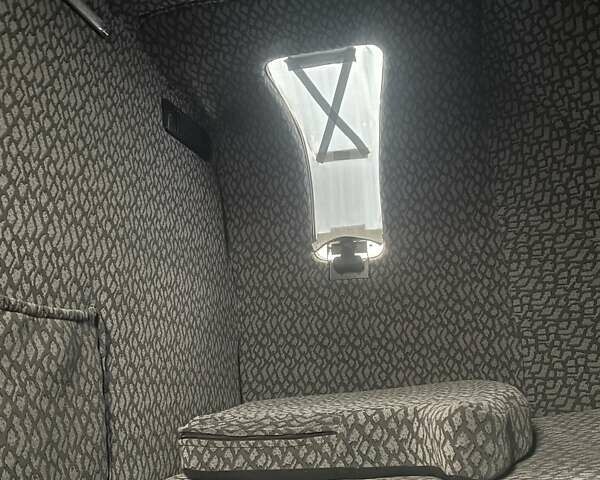 Белый Рено Мастер, объемом двигателя 2.3 л и пробегом 260 тыс. км за 19899 $, фото 33 на Automoto.ua