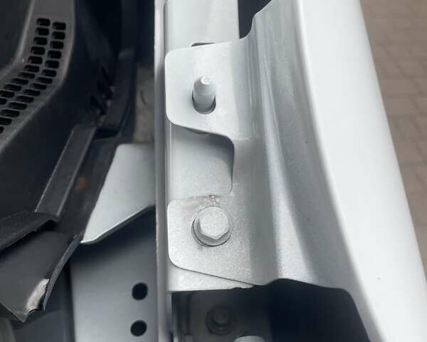 Білий Рено Мастєр, об'ємом двигуна 2.3 л та пробігом 259 тис. км за 20700 $, фото 49 на Automoto.ua