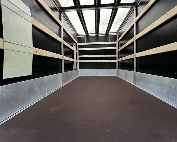 Белый Рено Мастер, объемом двигателя 2.3 л и пробегом 225 тыс. км за 21900 $, фото 18 на Automoto.ua