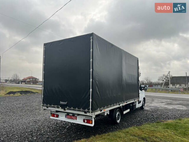 Белый Рено Мастер, объемом двигателя 2.3 л и пробегом 170 тыс. км за 19999 $, фото 4 на Automoto.ua