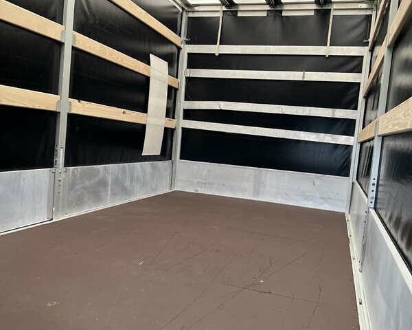 Белый Рено Мастер, объемом двигателя 2.3 л и пробегом 225 тыс. км за 21550 $, фото 11 на Automoto.ua