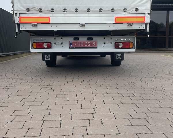 Белый Рено Мастер, объемом двигателя 2.3 л и пробегом 260 тыс. км за 19899 $, фото 10 на Automoto.ua