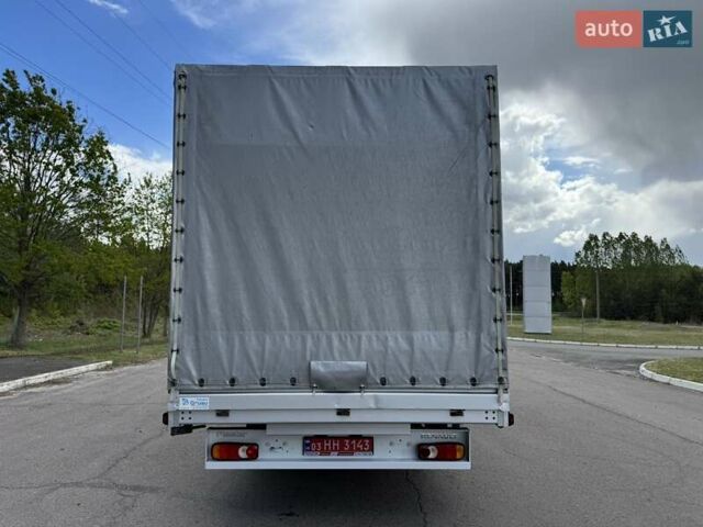 Белый Рено Мастер, объемом двигателя 2.3 л и пробегом 283 тыс. км за 21999 $, фото 14 на Automoto.ua