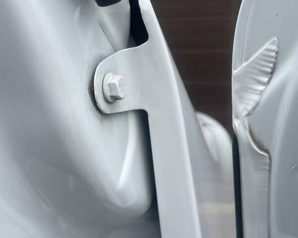 Білий Рено Мастєр, об'ємом двигуна 2.3 л та пробігом 259 тис. км за 20700 $, фото 54 на Automoto.ua