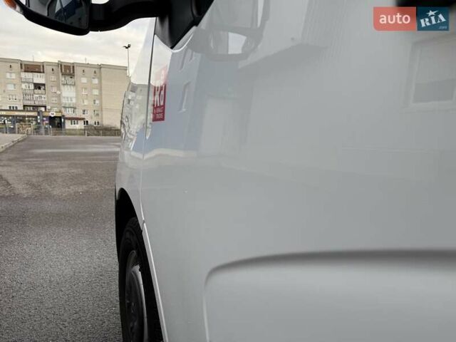 Білий Рено Мастєр, об'ємом двигуна 2.3 л та пробігом 305 тис. км за 21500 $, фото 35 на Automoto.ua