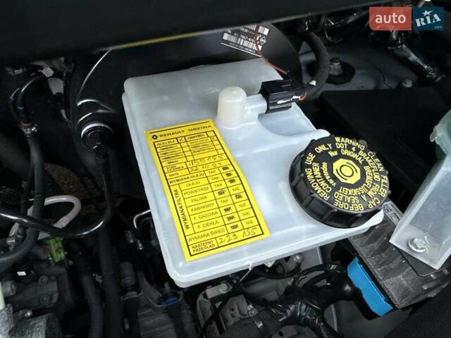 Білий Рено Мастєр, об'ємом двигуна 2.3 л та пробігом 305 тис. км за 21500 $, фото 84 на Automoto.ua