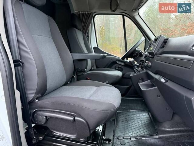 Білий Рено Мастєр, об'ємом двигуна 2.3 л та пробігом 315 тис. км за 22500 $, фото 15 на Automoto.ua