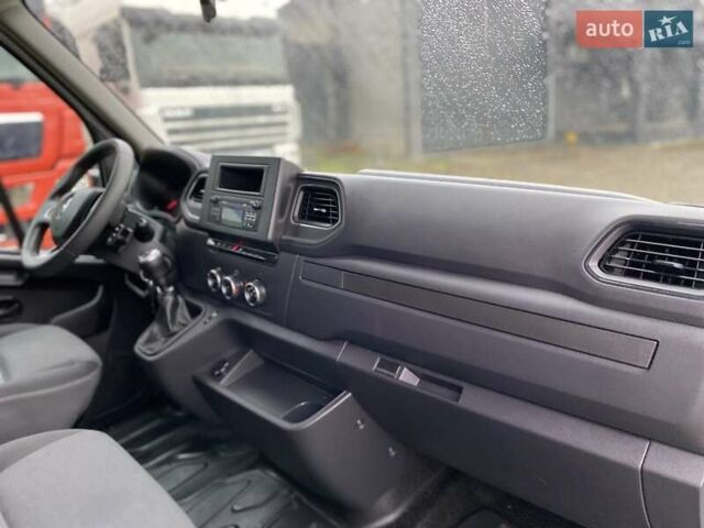 Белый Рено Мастер, объемом двигателя 2.3 л и пробегом 265 тыс. км за 18300 $, фото 45 на Automoto.ua