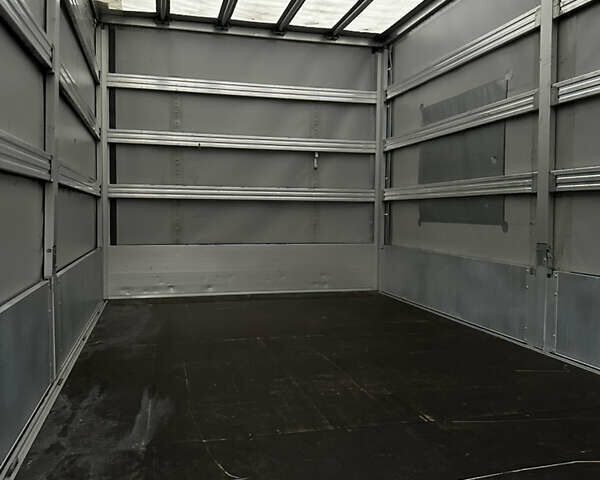 Белый Рено Мастер, объемом двигателя 2.3 л и пробегом 342 тыс. км за 19999 $, фото 11 на Automoto.ua