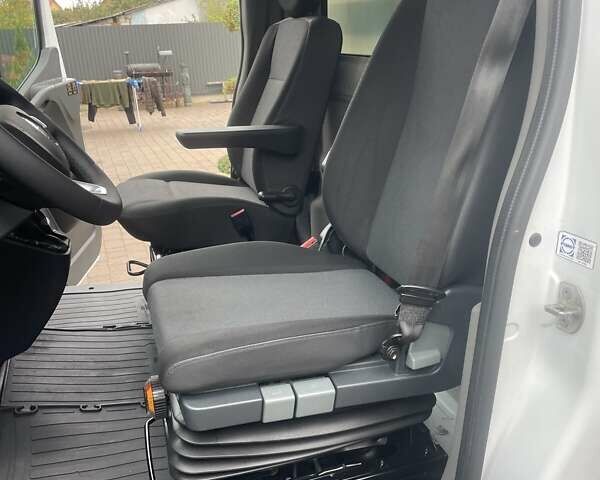 Белый Рено Мастер, объемом двигателя 2.3 л и пробегом 260 тыс. км за 19899 $, фото 14 на Automoto.ua