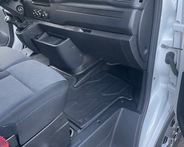 Білий Рено Мастєр, об'ємом двигуна 2.3 л та пробігом 259 тис. км за 20700 $, фото 29 на Automoto.ua