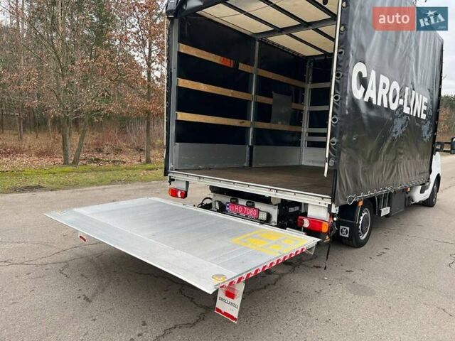 Белый Рено Мастер, объемом двигателя 2.3 л и пробегом 281 тыс. км за 22850 $, фото 30 на Automoto.ua