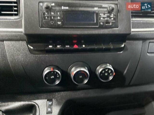 Білий Рено Мастєр, об'ємом двигуна 2.3 л та пробігом 248 тис. км за 19970 $, фото 38 на Automoto.ua