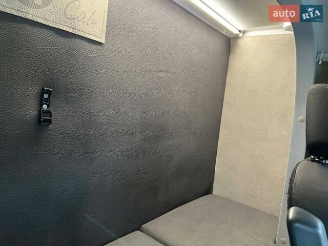 Белый Рено Мастер, объемом двигателя 2.3 л и пробегом 281 тыс. км за 22850 $, фото 84 на Automoto.ua