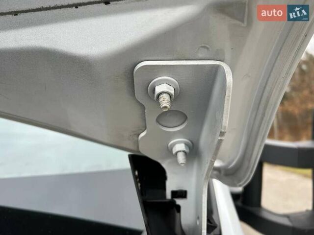 Белый Рено Мастер, объемом двигателя 2.3 л и пробегом 281 тыс. км за 22850 $, фото 25 на Automoto.ua