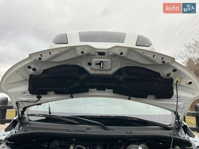 Белый Рено Мастер, объемом двигателя 2.3 л и пробегом 281 тыс. км за 22850 $, фото 17 на Automoto.ua