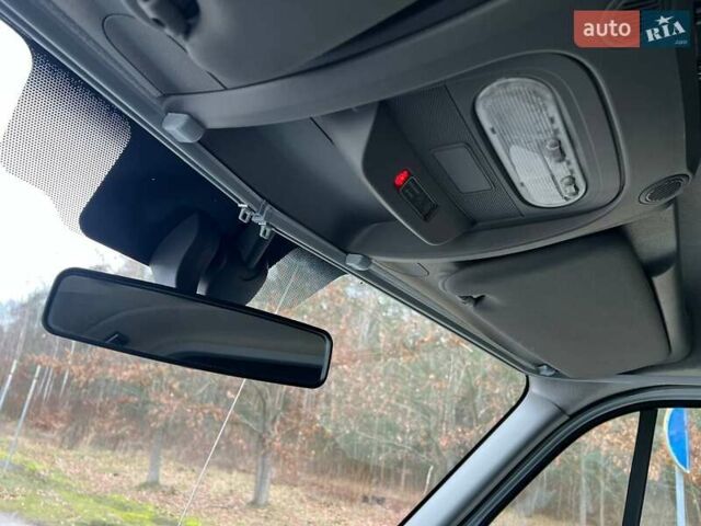 Белый Рено Мастер, объемом двигателя 2.3 л и пробегом 281 тыс. км за 22850 $, фото 75 на Automoto.ua