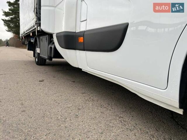 Белый Рено Мастер, объемом двигателя 2.3 л и пробегом 281 тыс. км за 22850 $, фото 55 на Automoto.ua