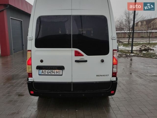 Белый Рено Мастер, объемом двигателя 2.3 л и пробегом 344 тыс. км за 14600 $, фото 2 на Automoto.ua