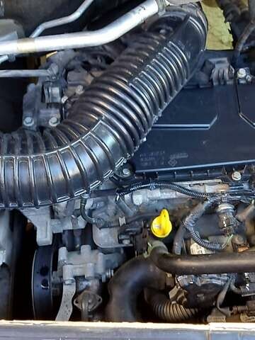 Белый Рено Мастер, объемом двигателя 2.3 л и пробегом 260 тыс. км за 16500 $, фото 11 на Automoto.ua