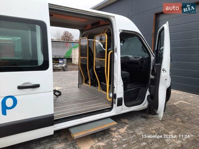 Белый Рено Мастер, объемом двигателя 2.3 л и пробегом 221 тыс. км за 18000 $, фото 7 на Automoto.ua