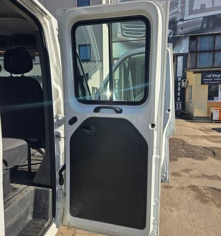 Белый Рено Мастер, объемом двигателя 2.3 л и пробегом 190 тыс. км за 18700 $, фото 13 на Automoto.ua