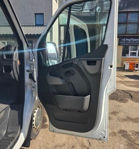 Белый Рено Мастер, объемом двигателя 2.3 л и пробегом 190 тыс. км за 18700 $, фото 14 на Automoto.ua