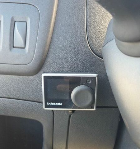 Белый Рено Мастер, объемом двигателя 2.3 л и пробегом 190 тыс. км за 18700 $, фото 9 на Automoto.ua