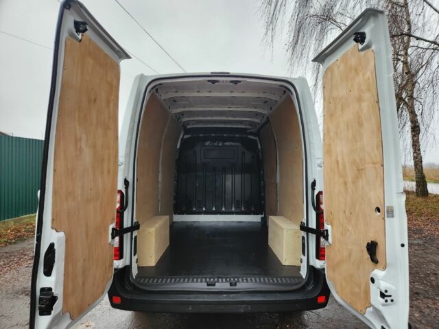 Белый Рено Мастер, объемом двигателя 2.3 л и пробегом 212 тыс. км за 15700 $, фото 4 на Automoto.ua